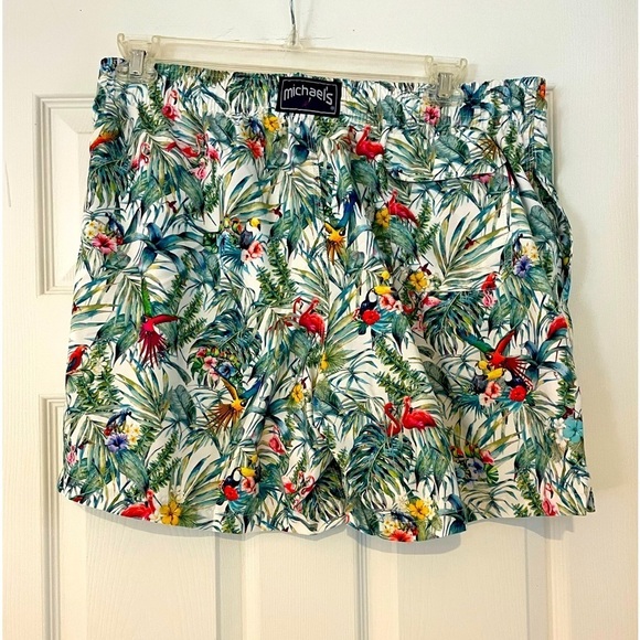 MICHAEL’S NWT swim trunks with tropical flowers and birds - Picture 3 of 3